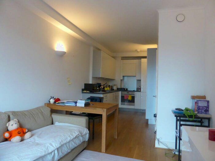1 Bedroom Flat To Rent In Brighton Belle -, P13
