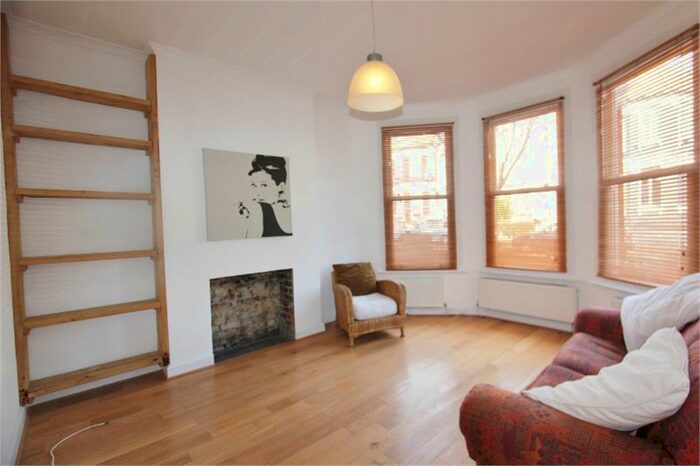 2 Bedroom Flat To Rent In Seymour Road, London, N8