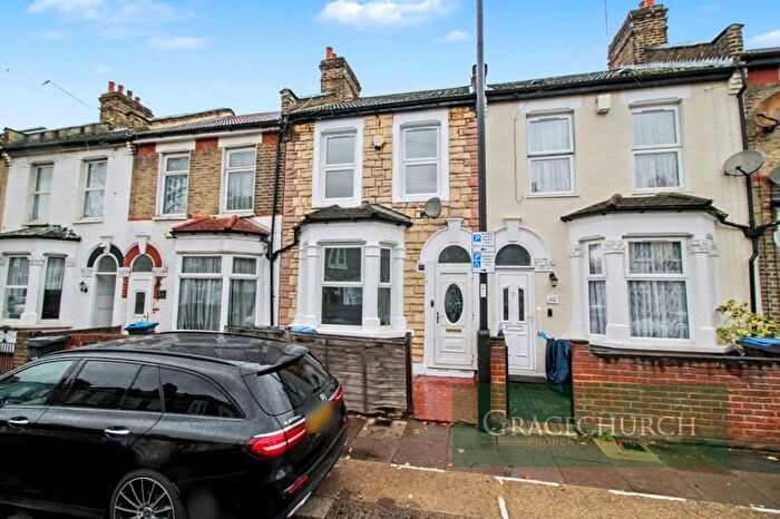 4 Bedroom Terraced House To Rent In Pretoria Road Edmonton, N18