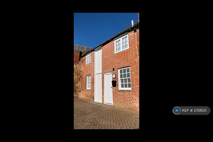 1 Bedroom Terraced House To Rent In Well St, Buckingham, MK18