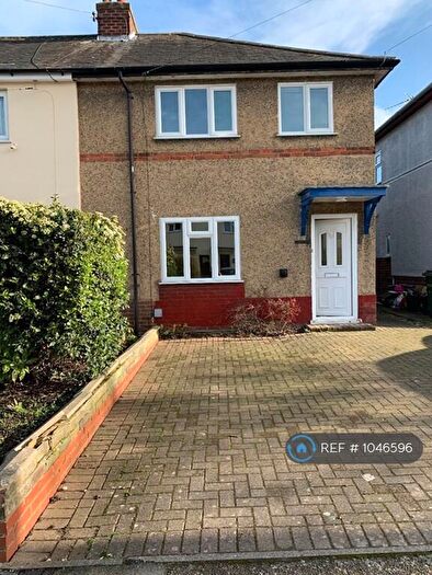 2 Bedroom Semi-Detached House To Rent In Wheatley Avenue, Braintree, CM7