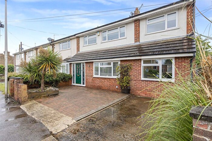 5 Bedroom End Terrace House For Sale In Bells Lane, Hoo, Rochester, Kent, ME3