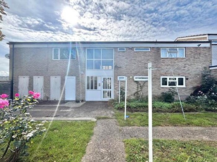 Studio For Sale In Jessop Road, Stevenage, SG1