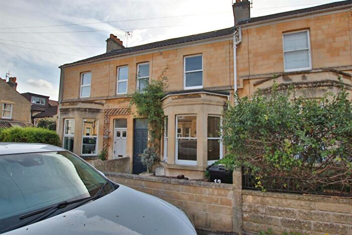 4 Bedroom House To Rent In Westhall Road, Bath, BA1