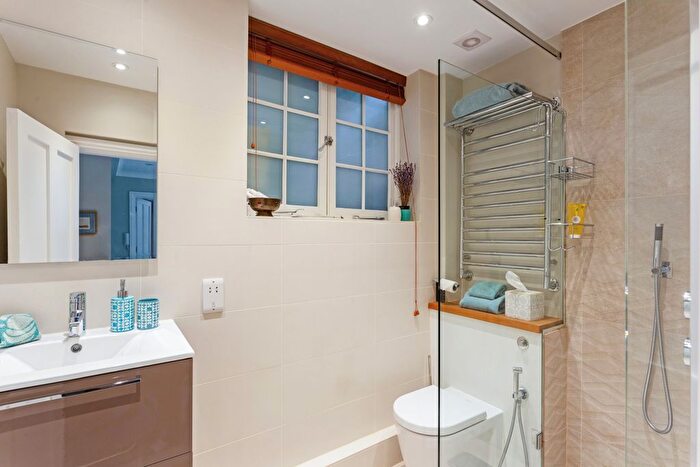 1 Bedroom Flat To Rent In Elizabeth Street, London, SW1W