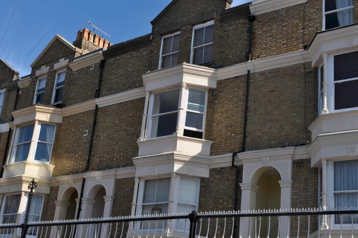 1 Bedroom Flat To Rent In Monson Road, Tunbridge Wells, TN1