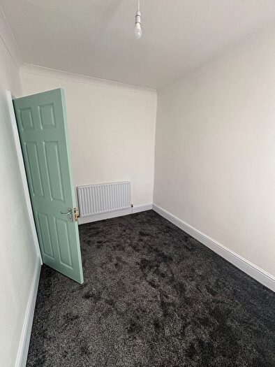 2 Bedroom Terraced House For Sale In Alexandra Road, London, N15