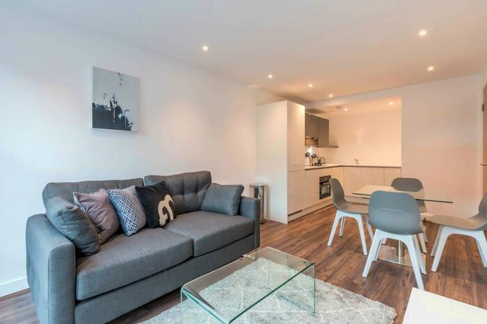 1 Bedroom Apartment To Rent In Camden House, Pope Street, B1