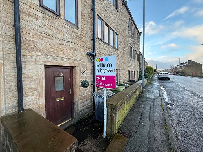 3 Bedroom Town House To Rent In Manchester Road, Linthwaite, Huddersfield, HD7