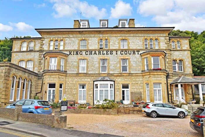 2 Bedroom Flat For Sale In Grove Road, Ventnor, Isle Of Wight, PO38