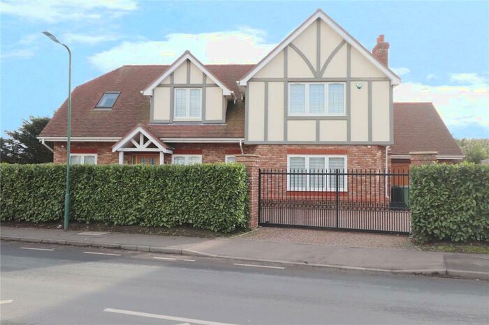 3 Bedroom Detached House To Rent In The Maple, Birchwood Road, Dartford, Kent, DA2