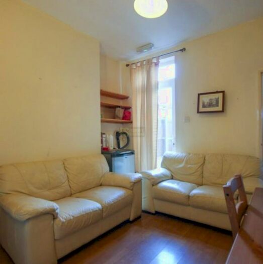 4 Bedroom Terraced House To Rent In Gleave Road, Selly Oak, Birmingham, B29