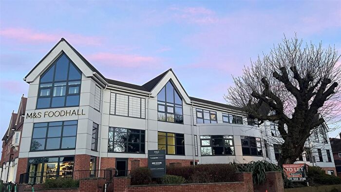2 Bedroom Flat For Sale In Oxford Road, Moseley, Birmingham, B13