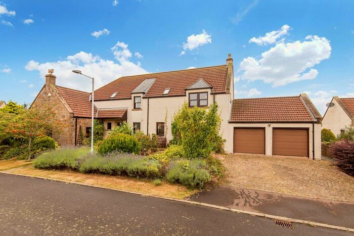 4 Bedroom Detached House For Sale In Old Edinburgh, Boarhills, St Andrews, KY16