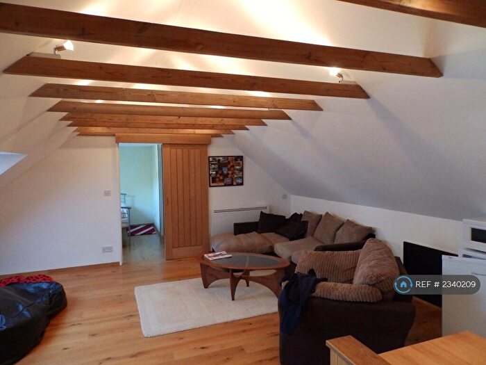 1 Bedroom Flat To Rent In Gamefield Farm, The Haven, Billingshurst, RH14