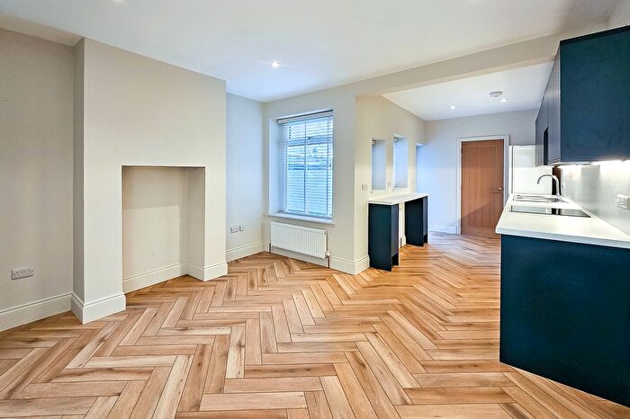 3 Bedroom Property To Rent In Albert Road, Harrogate, HG1