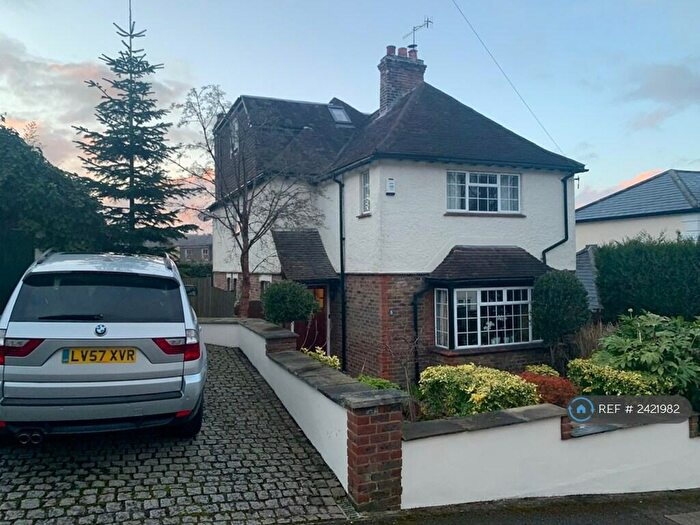 5 Bedroom Detached House To Rent In Upper Bridge Road, Redhill, RH1