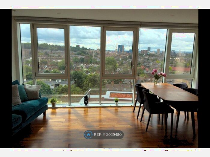 2 Bedroom Flat To Rent In John Donne Way, London, SE10