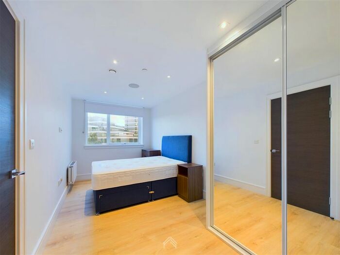 3 Bedroom Flat To Rent In Olympic Way, Wembley, HA9