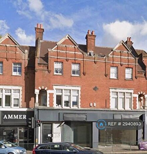 1 Bedroom Flat To Rent In Adair House, Epsom, KT19