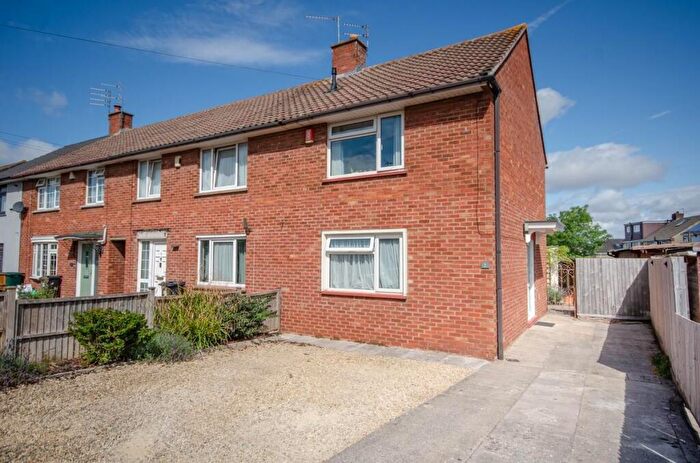 2 Bedroom End Of Terrace House For Sale In The Meads, Downend, Bristol, BS16