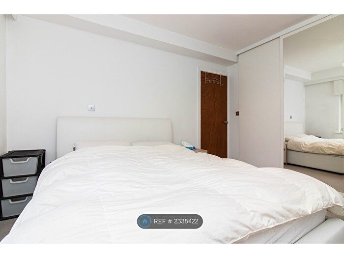 1 Bedroom Flat To Rent In Devonport, London, W2