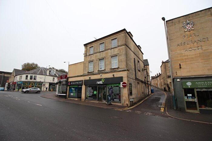 2 Bedroom Apartment To Rent In New Road, Chippenham, SN15