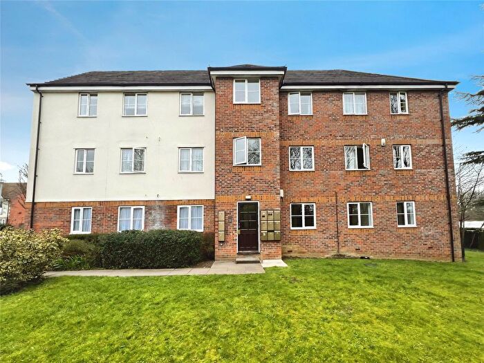 2 Bedroom Flat To Rent In Gisburne Way, Watford, Hertfordshire, WD24