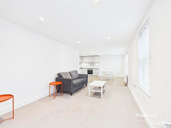 2 Bedroom Apartment To Rent In Queens Road, Reading, Berkshire, RG1