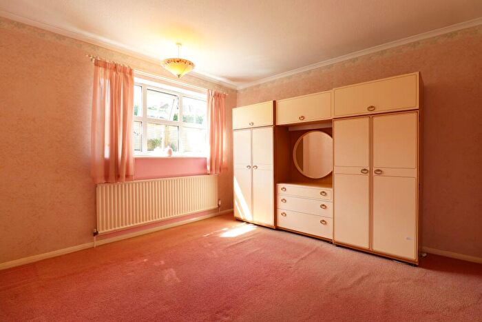 2 Bedroom Bungalow For Sale In Lark Rise, Scotter, Gainsborough, DN21