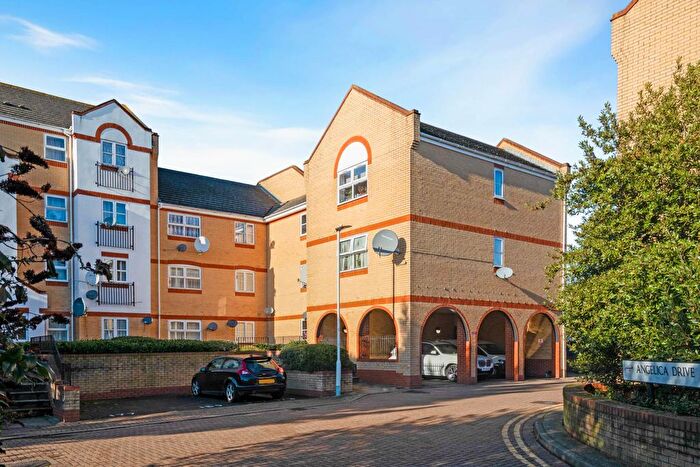 1 Bedroom Flat To Rent In Angelica Drive, Beckton, E., E6