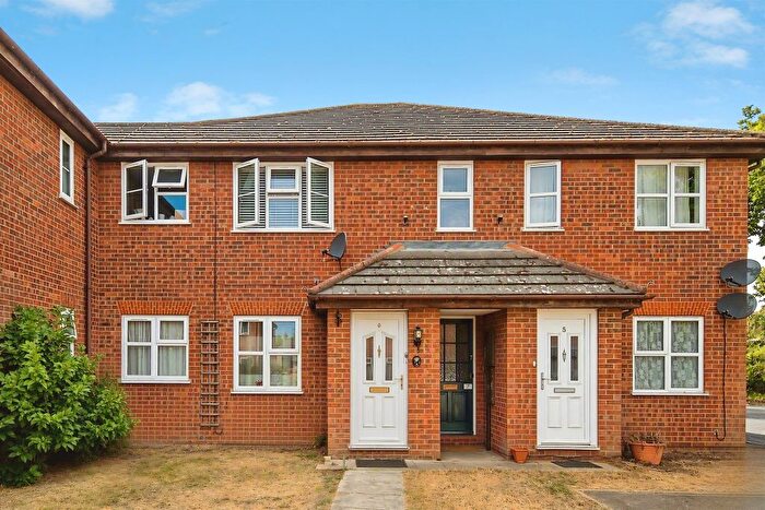 2 Bedroom Maisonette For Sale In Tarragona Mews, Colchester, CO2