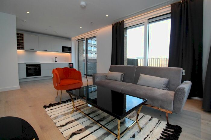 1 Bedroom Flat To Rent In Jubilee Walk, London, WC1X