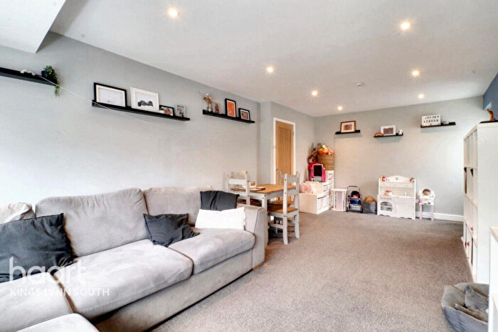 3 Bedroom Bungalow For Sale In St Peters Road, Wiggenhall St. Germans, PE34