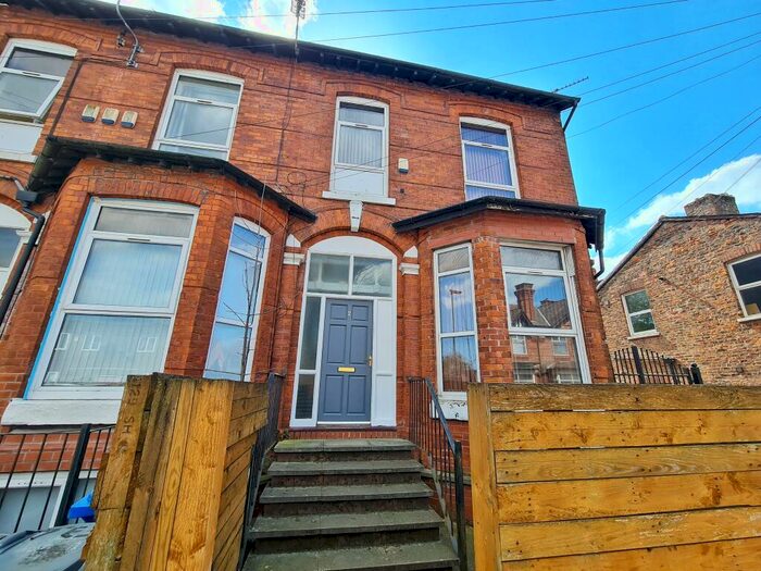 3 Bedroom End Of Terrace House To Rent In Pine Grove, Fallowfield, Manchester, M14