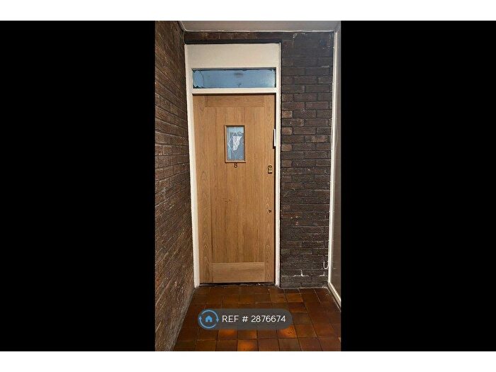 1 Bedroom Flat To Rent In Mayfair, Salford, M7