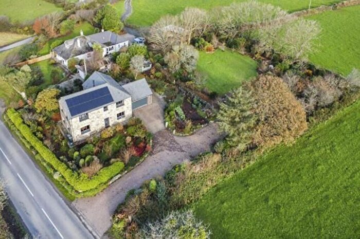 4 Bedroom Detached House For Sale In Large Detached Family Home, Hayle Road, Nancegollan, TR13