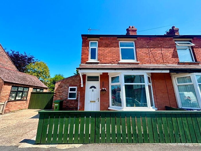 2 Bedroom End Of Terrace House To Rent In Bed End-Terraced House, Hermitage Road, Bridlington, YO16
