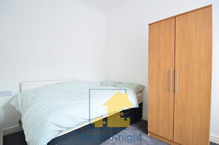 4 Bedroom Terraced House To Rent In Winnie Road, Selly Oak, B29