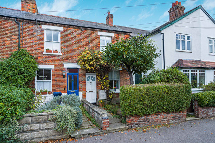 2 Bedroom Terraced House For Sale In Vicarage Lane, Oxford, OX1
