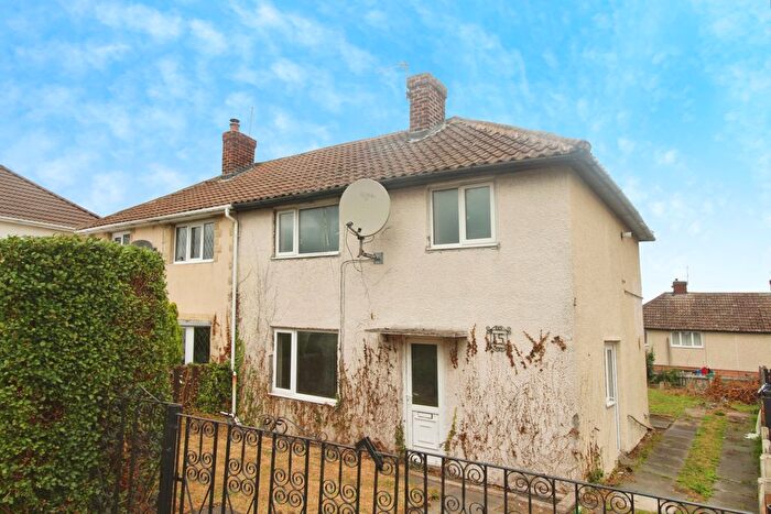 3 Bedroom Semi-Detached House For Sale In Attlee Avenue, Wakefield, WF4