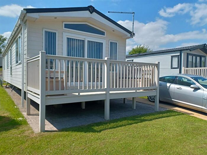 2 Bedroom Mobile Home For Sale In Ribble Valley Country & Leisure Park, Paythorne, Clitheroe, BB7