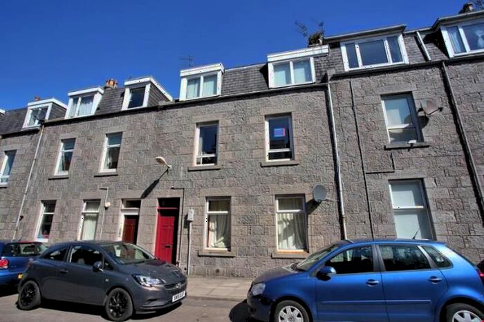 2 Bedroom Flat To Rent In Jackson Terrace, Aberdeen, AB24