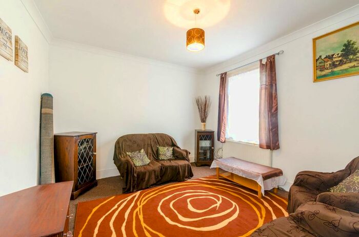 4 Bedroom Flat To Rent In Katherine Road, East Ham, London, E6