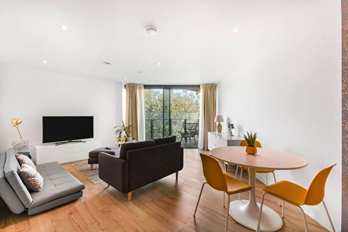 1 Bedroom Flat To Rent In Uncle Elephant Amp; Castle, Elephant And Castle, London, SE11