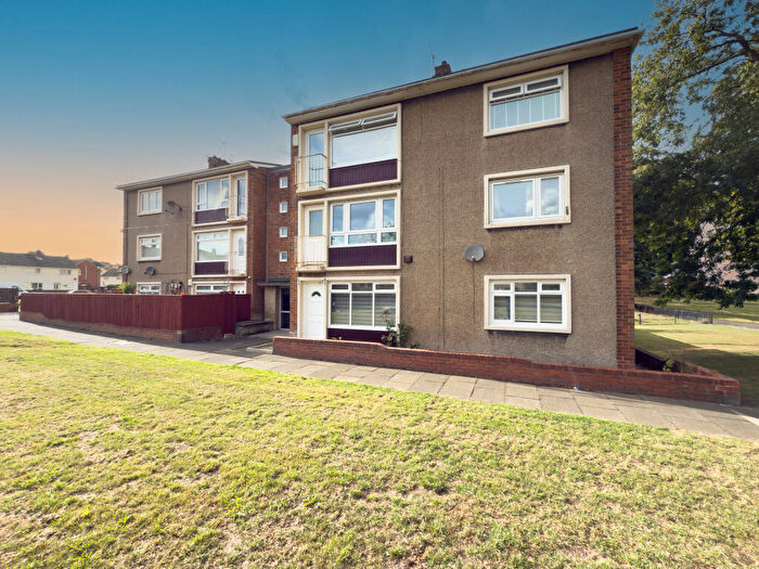 2 Bedroom Flat For Sale In Glynfellis Court, Gateshead, NE10