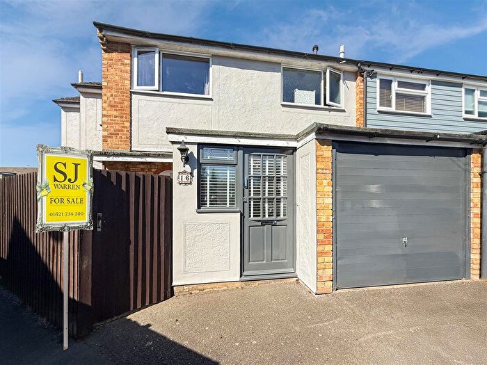 4 Bedroom End Terrace House For Sale In Elsden Chase, Southminster, CM0