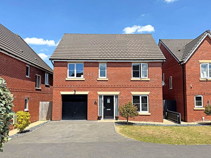 4 Bedroom Detached House For Sale In Limner Street, Market Harborough, LE16