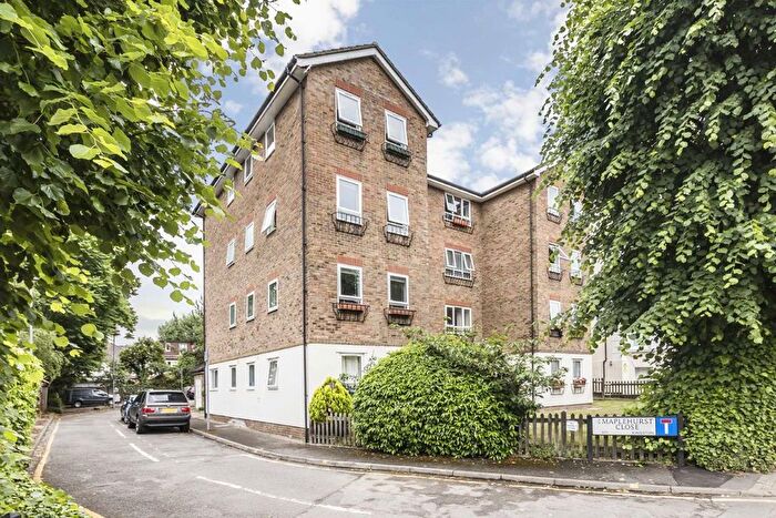 2 Bedroom Flat To Rent In Maplehurst Close, Kingston Upon Thames, KT1