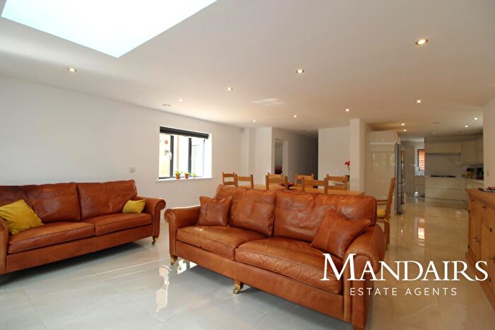 4 Bedroom Detached House For Sale In Rectory Lane, Glinton, Peterborough, PE6